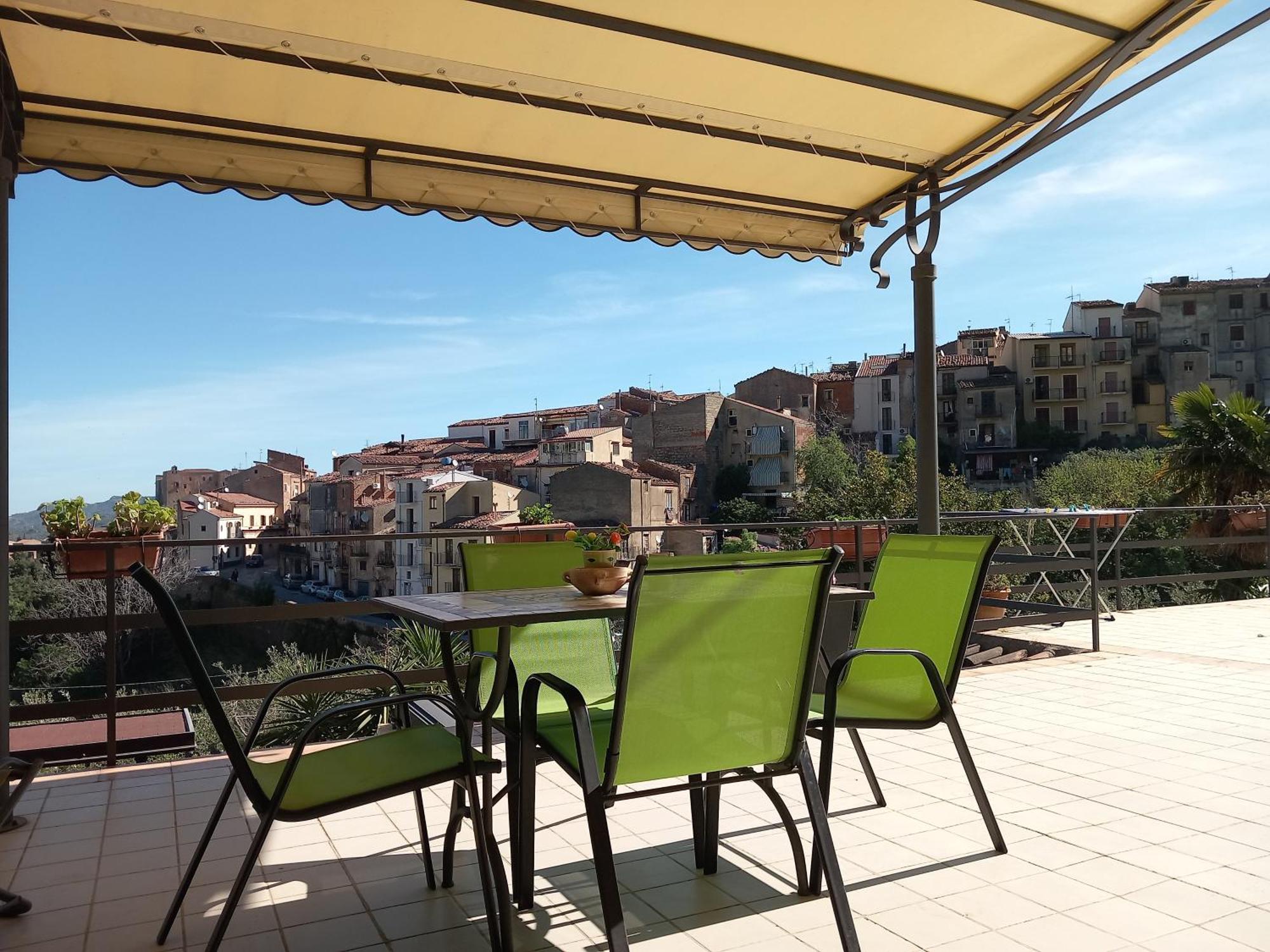 B&B Villa Letizia Castelbuono  Eksteriør billede