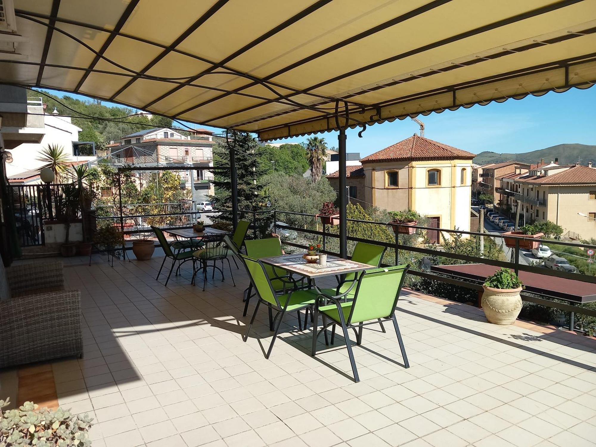 B&B Villa Letizia Castelbuono  Eksteriør billede